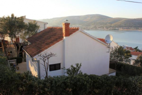 Holiday house with a parking space Mastrinka, Ciovo - 7583